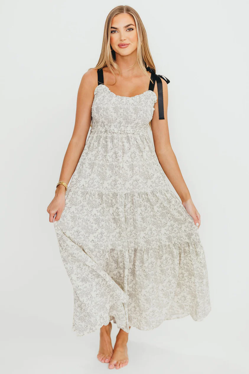 Lottie Tiered Maxi Dress in Floral Black - Fashionser