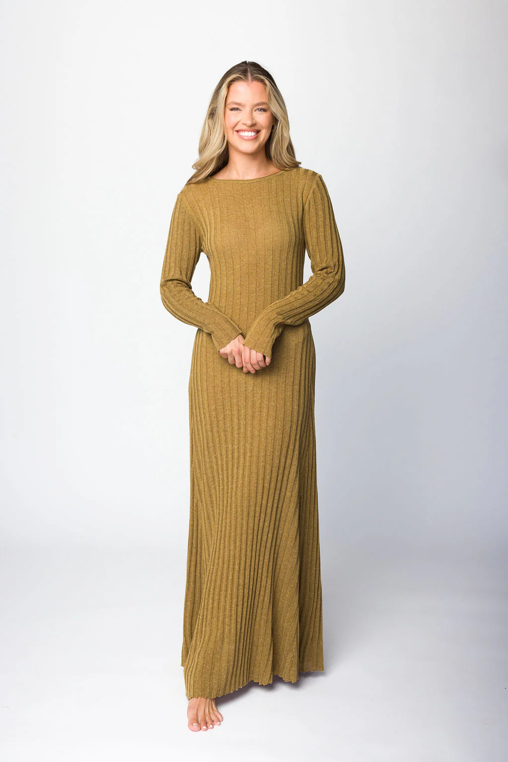 Serena Ribbed Knit Maxi Dress in Brown - Fashionser