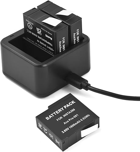 Andoer KIT BATTERIA E CARICATORE COMPATIBILE CON FOTOCAMERE Insta360 Ace/Ace Pro, COMPRENDE Caricabatteria con TRE slot + 3 batterie da 1800mAh + 3 scatole di immagazzinaggio per batterie con slot per - Fashionser