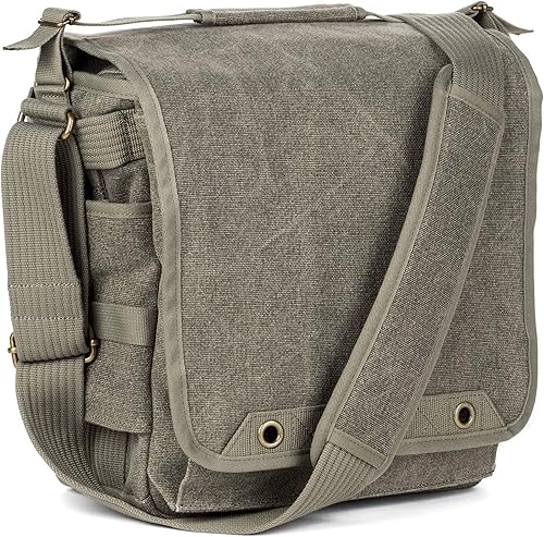 Think Tank Retrospettiva Foto - Fashionser