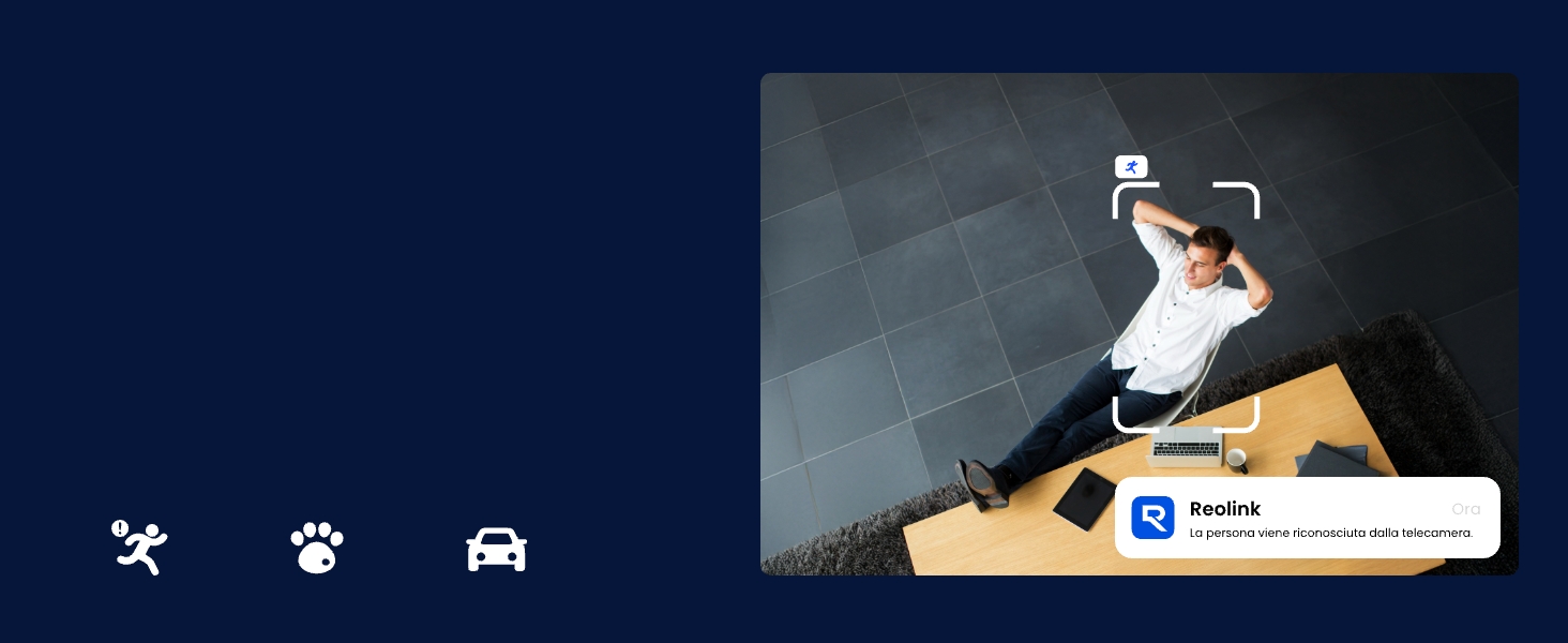 Interfaccia di gioco o multimediale che mostra le icone di navigazione in basso a sinistra e un avatar del personaggio in bianco su sfondo scuro.